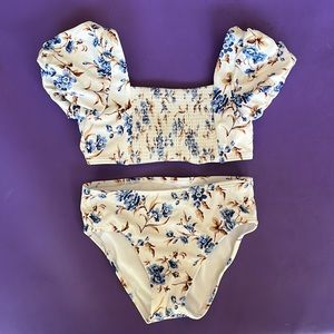 Janie and Jack girls size 5, bikini